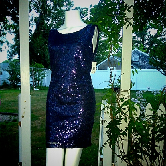 Sequin Cocktail Dress - Picture 7 of 8
